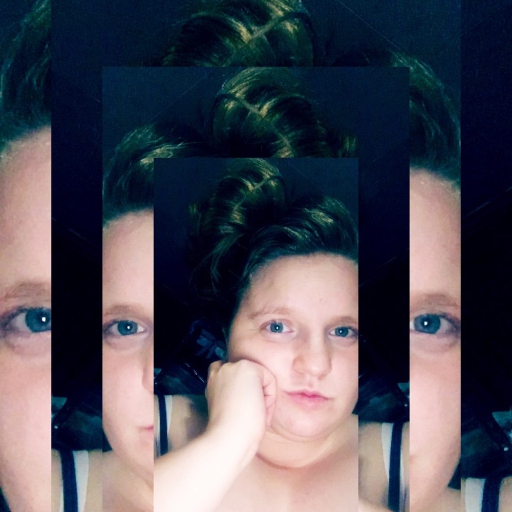 Meet your Posher, Christina